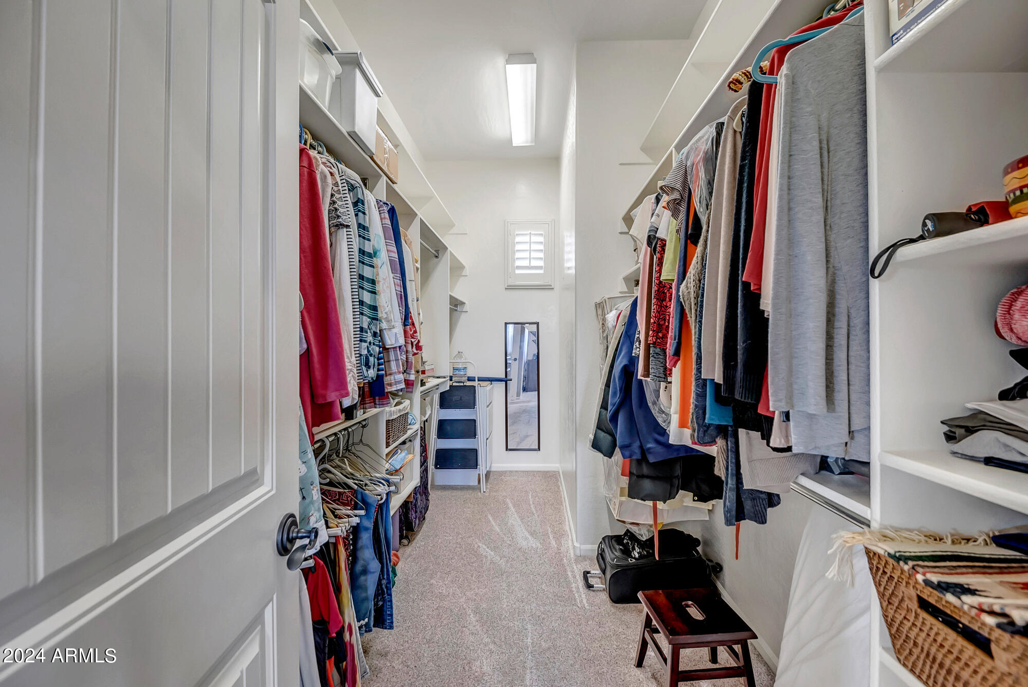 321 W SADDLE MOUNTAIN Road