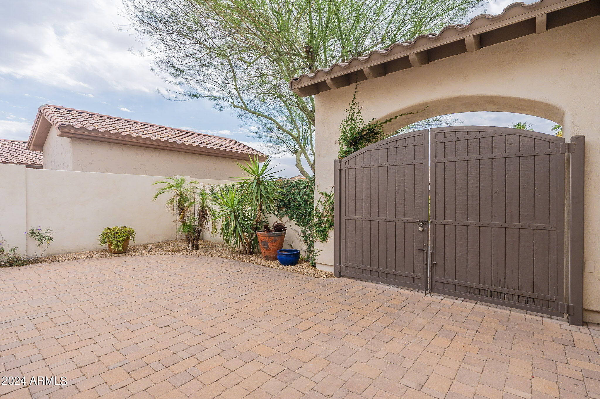 14570 W VIRGINIA Avenue