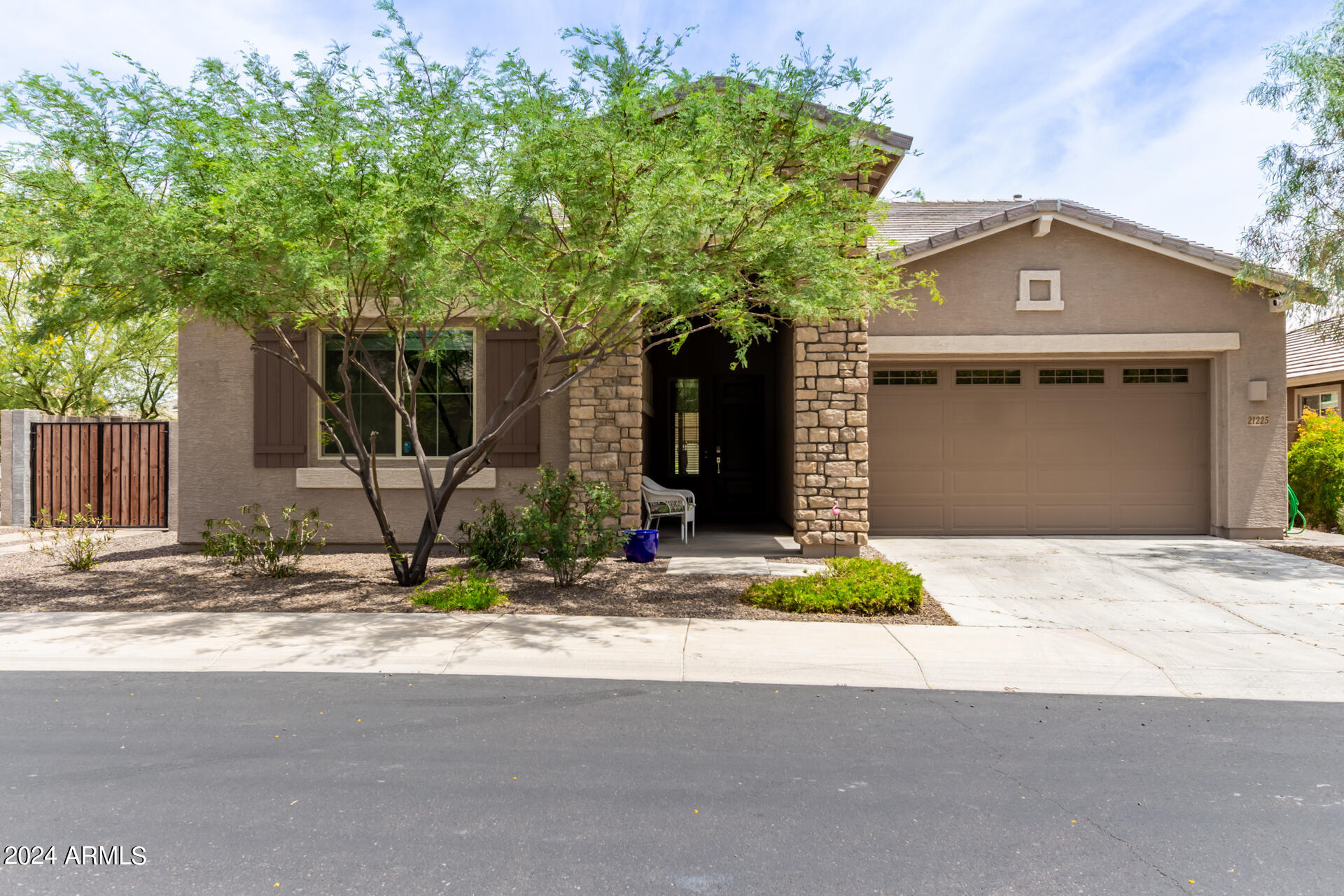 21225 W WILSHIRE Drive