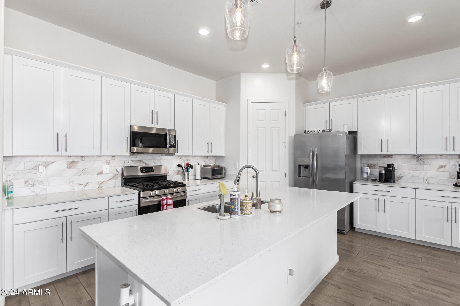 21225 W WILSHIRE Drive