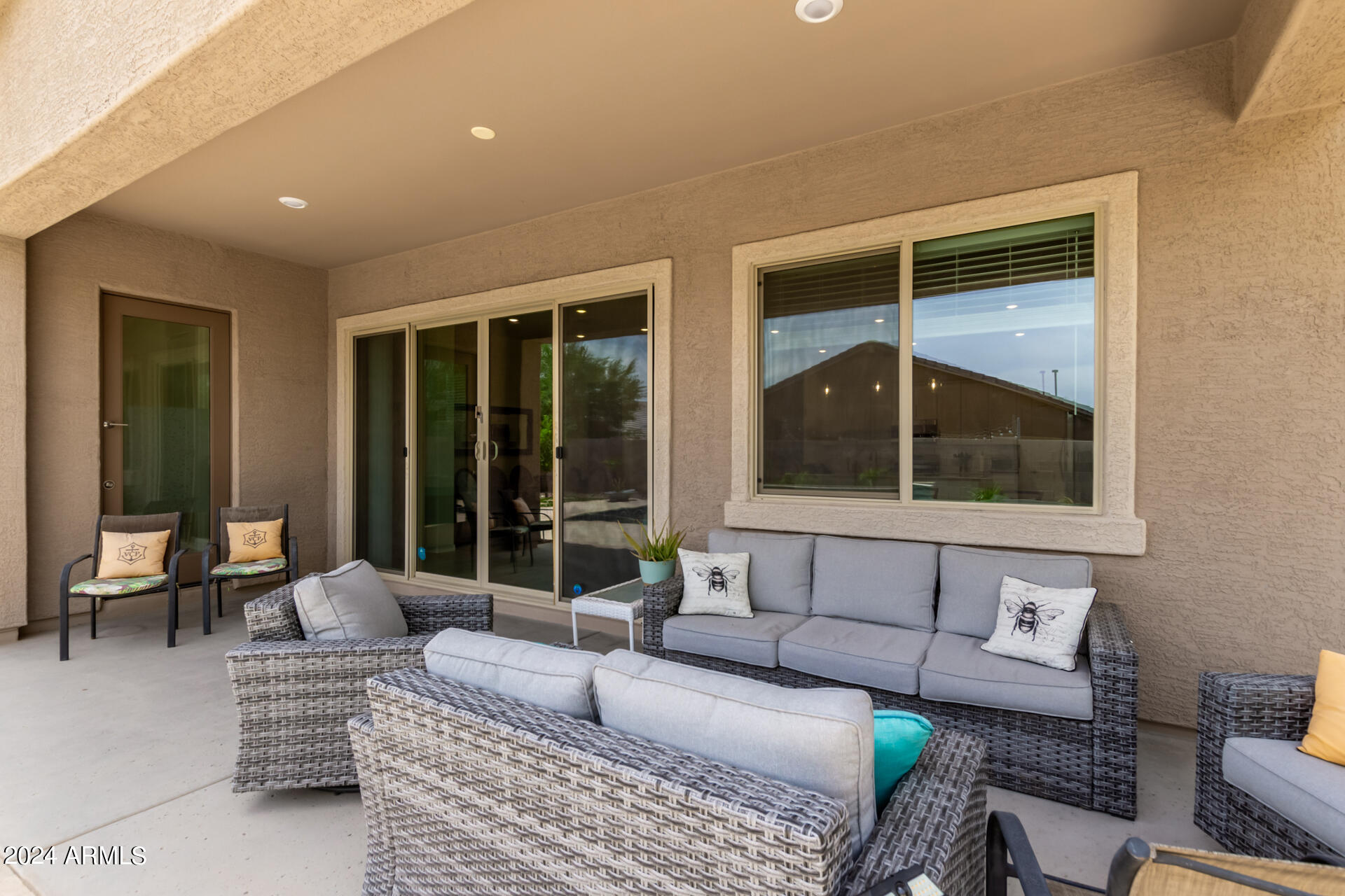 21225 W WILSHIRE Drive