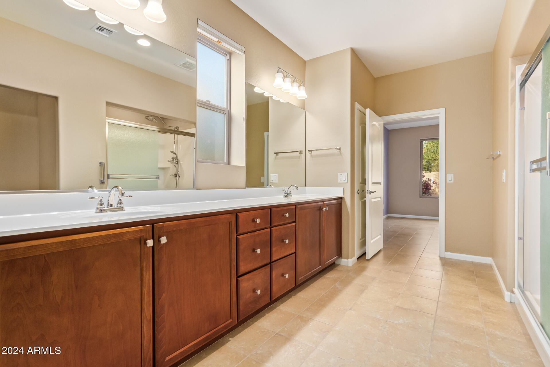 16846 W ALMERIA Road