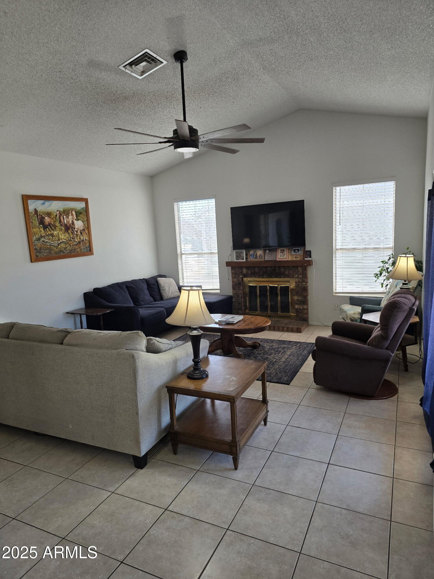8408 W CORRINE Drive