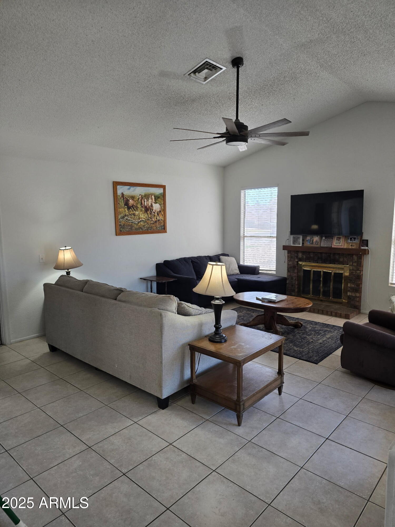 8408 W CORRINE Drive