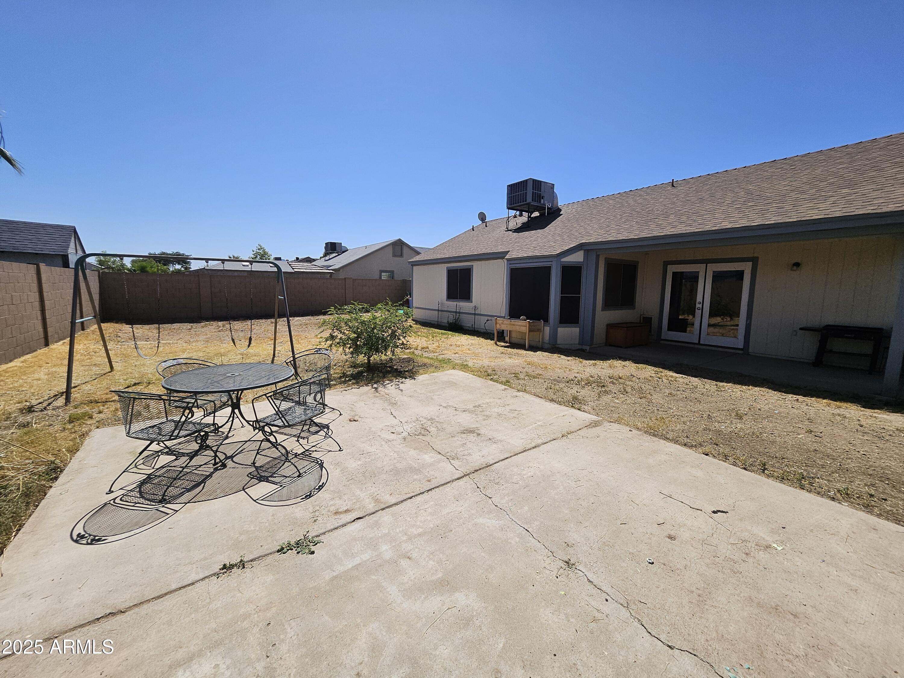 8408 W CORRINE Drive