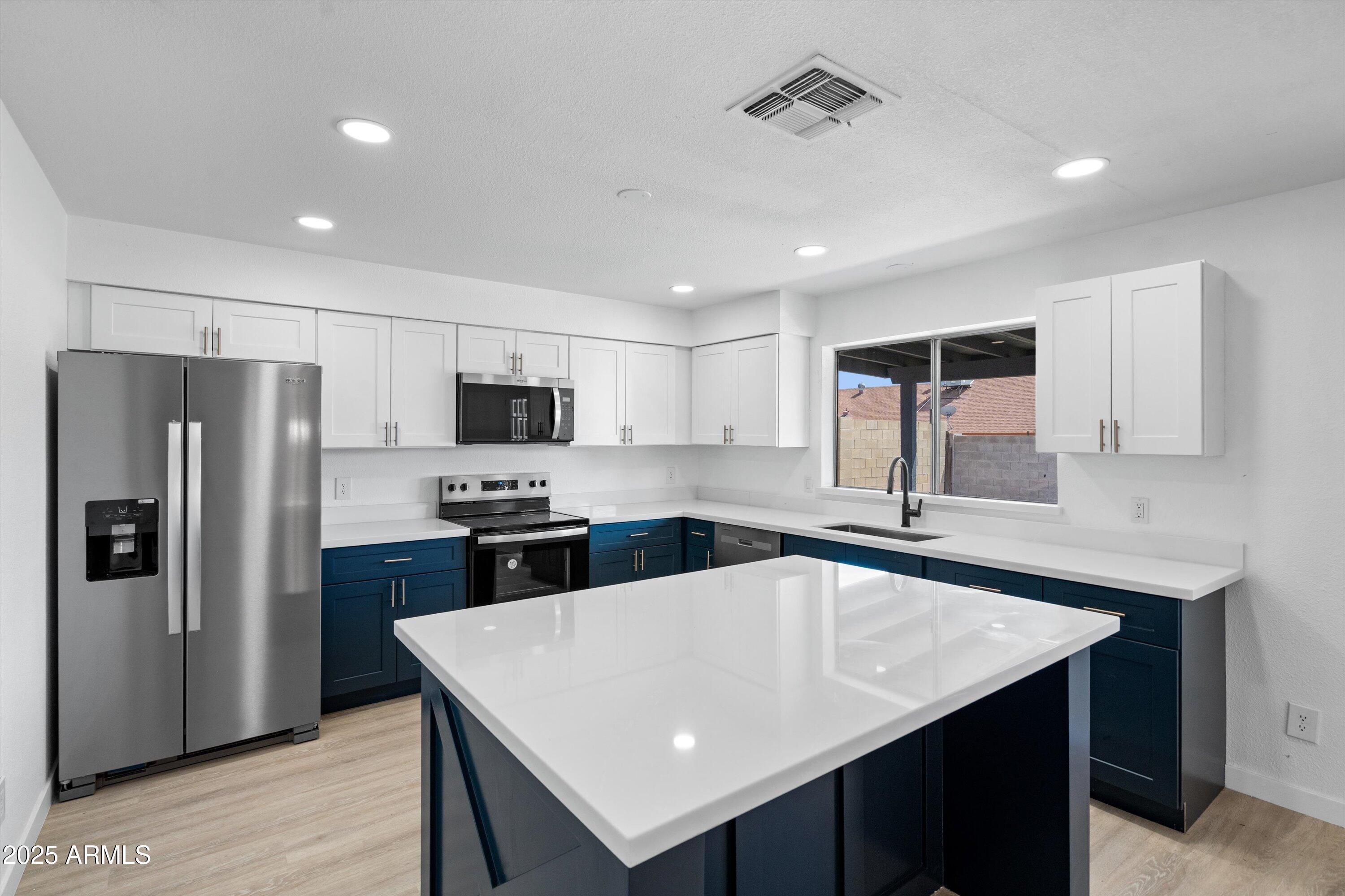 6351 W MOUNTAIN VIEW Road