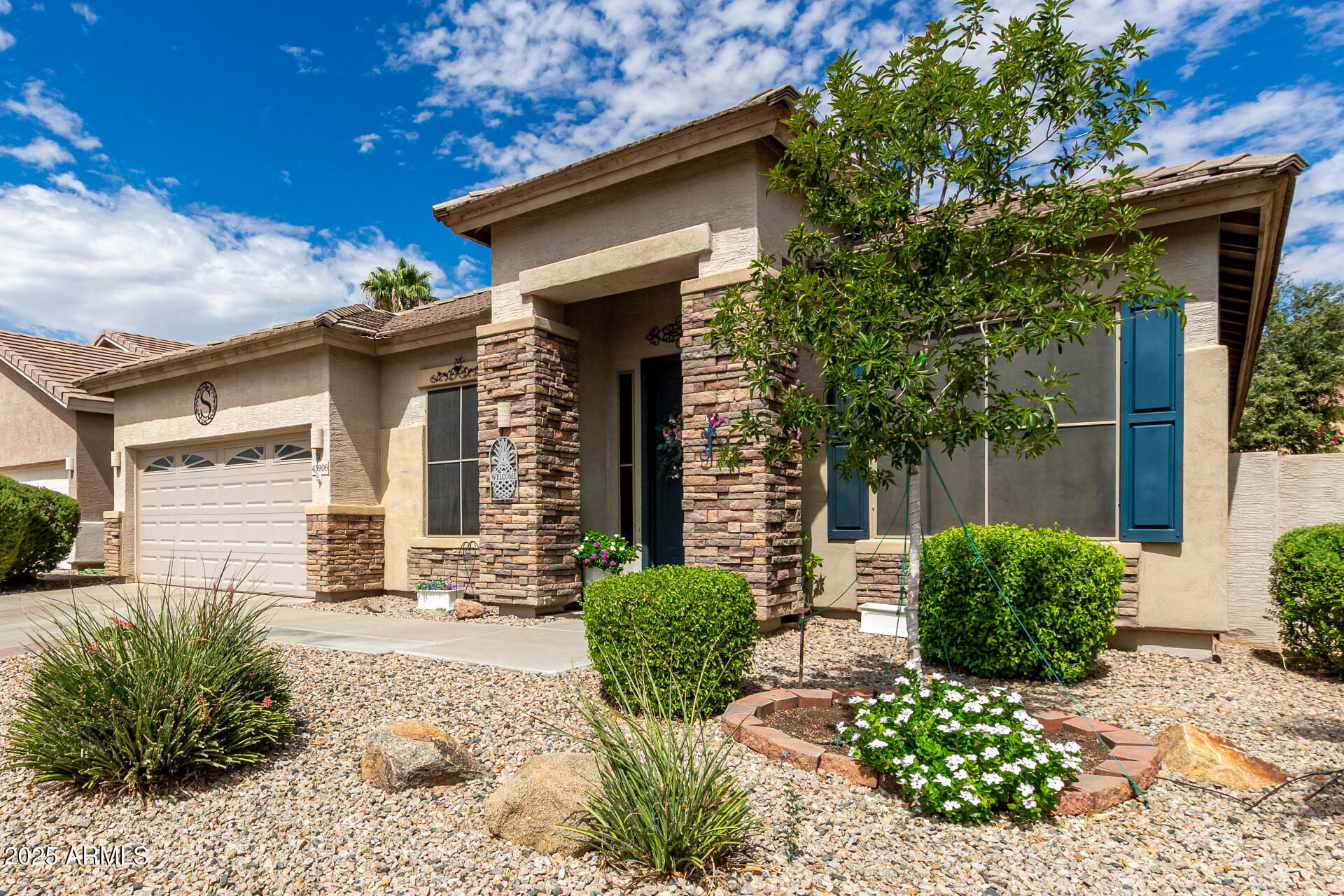 43906 W MCCLELLAND Drive