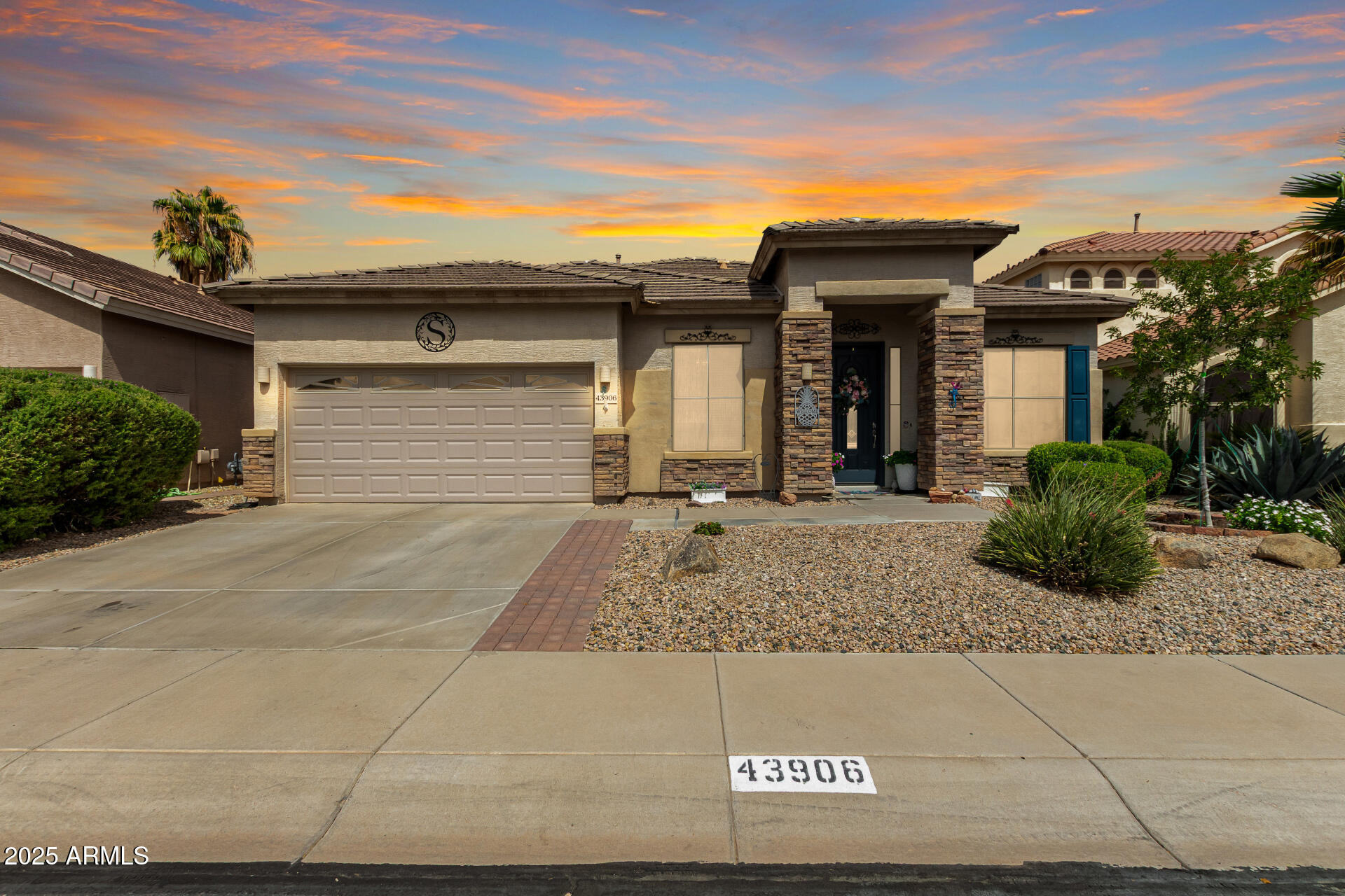 43906 W MCCLELLAND Drive