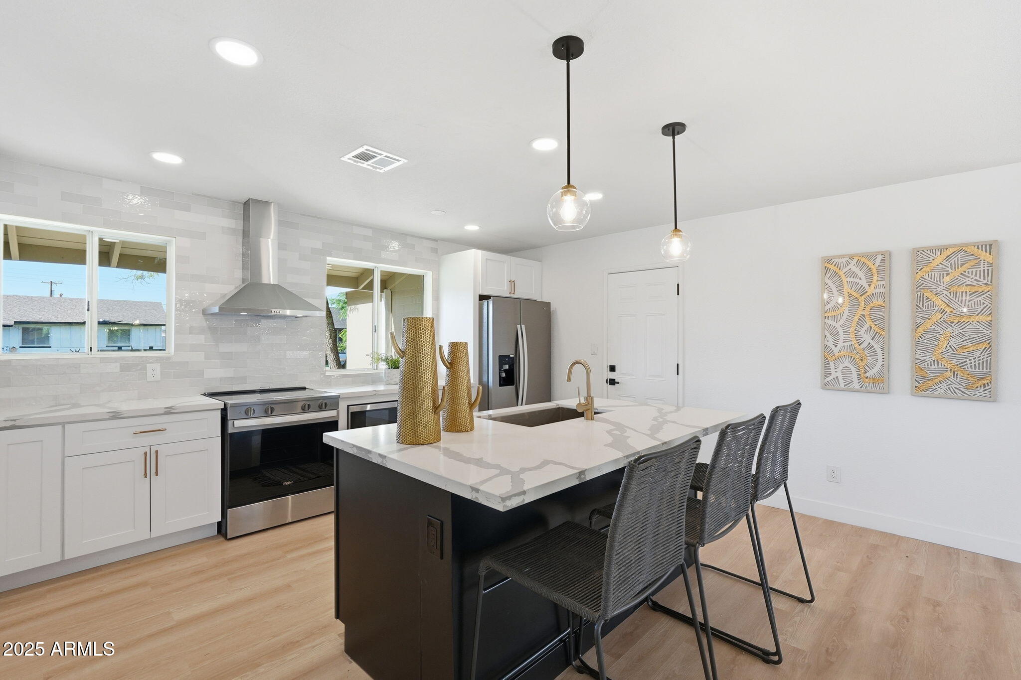 8257 E CYPRESS Street