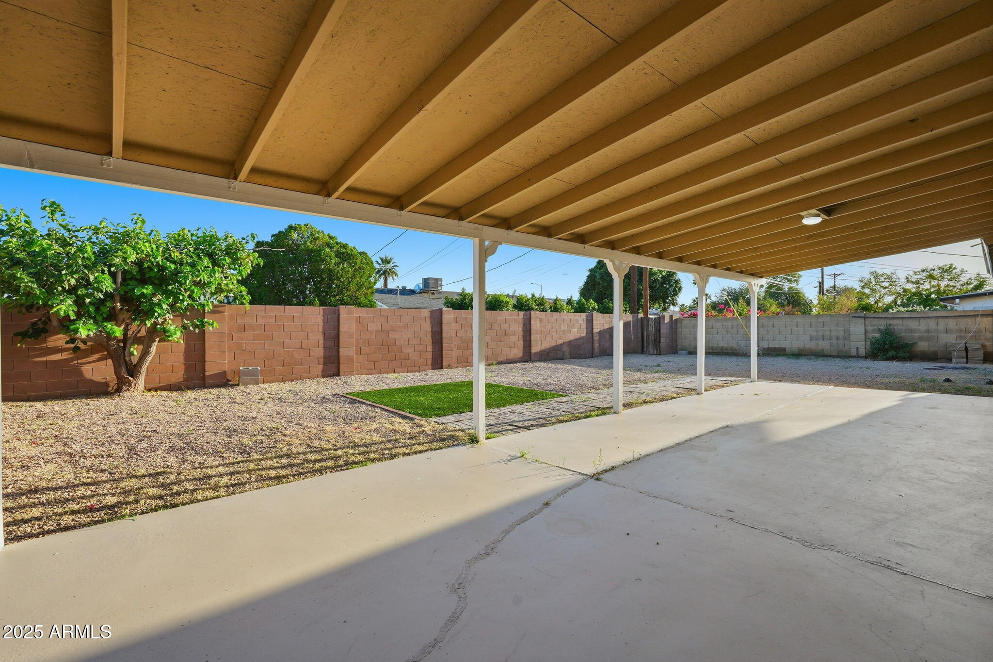 8257 E CYPRESS Street