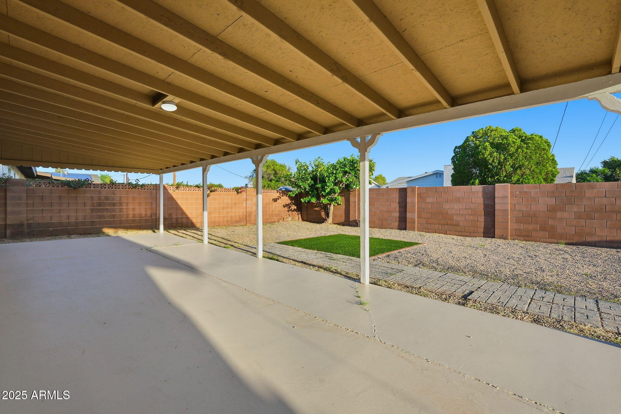 8257 E CYPRESS Street