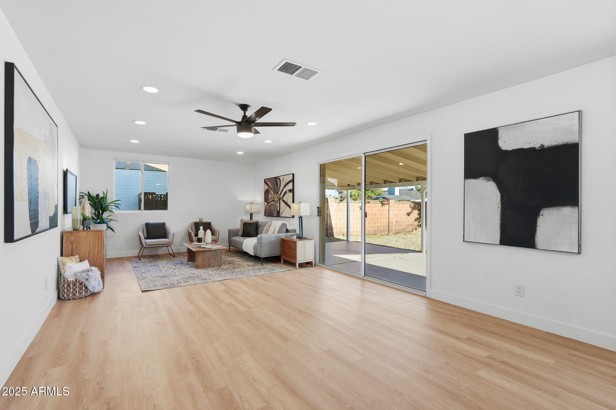 8257 E CYPRESS Street