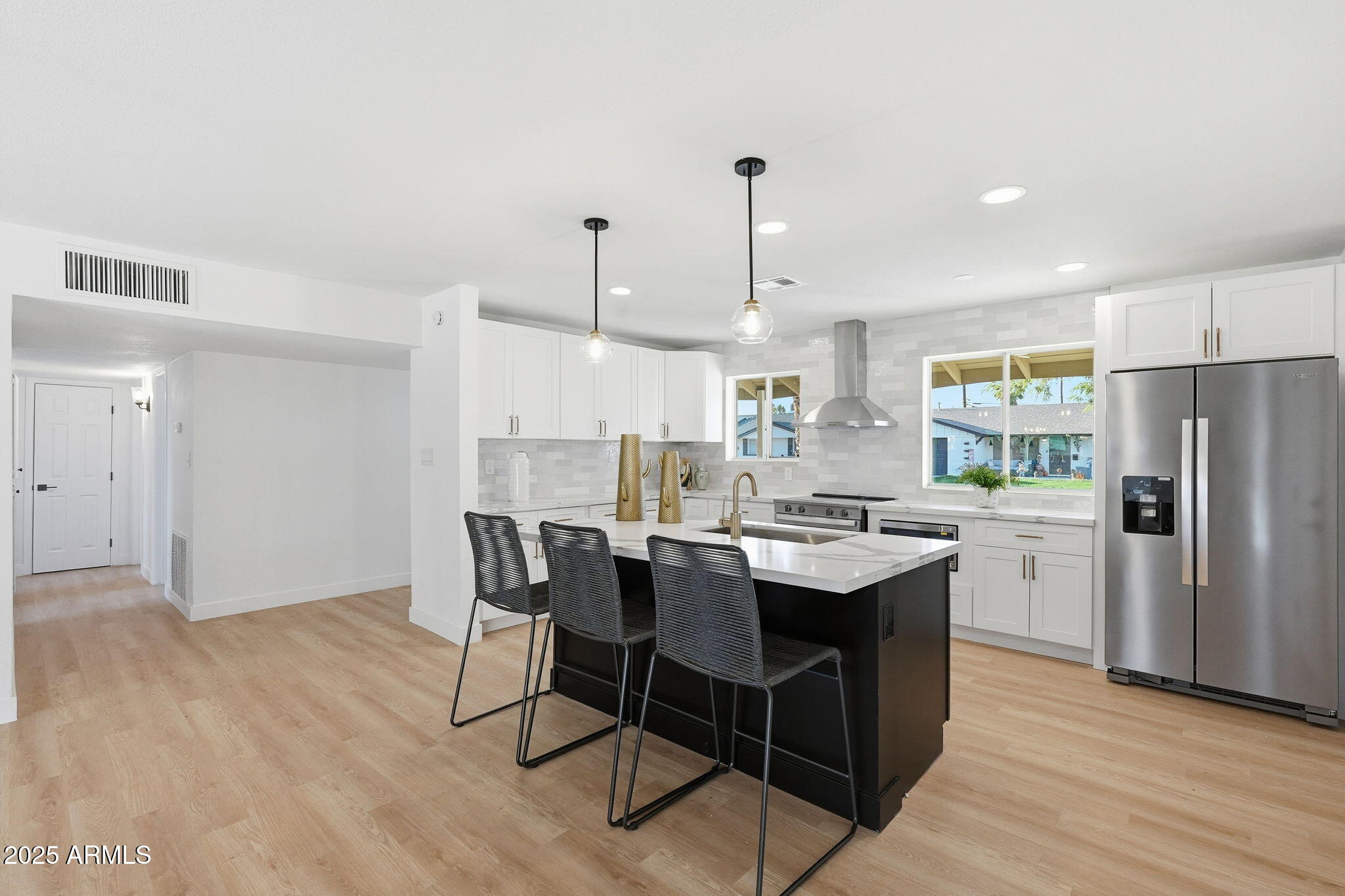 8257 E CYPRESS Street