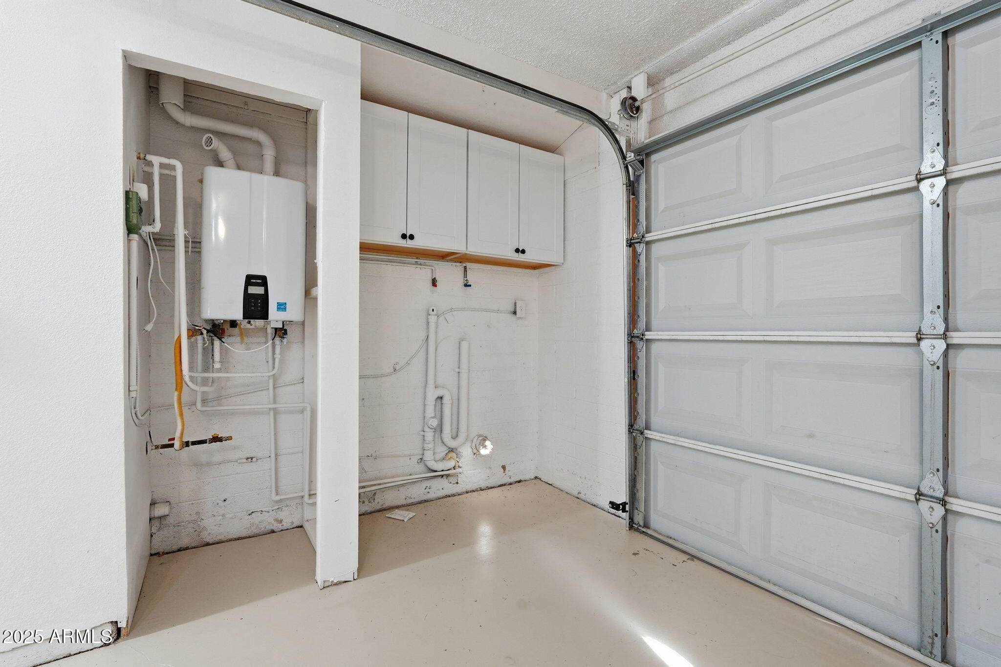 8257 E CYPRESS Street