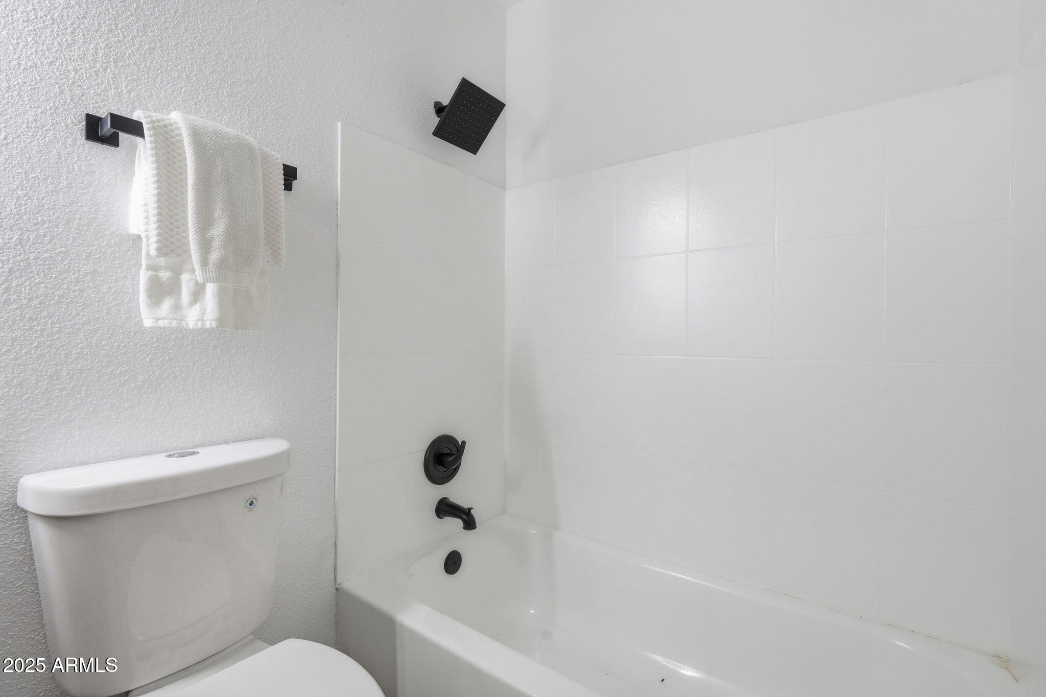 8257 E CYPRESS Street