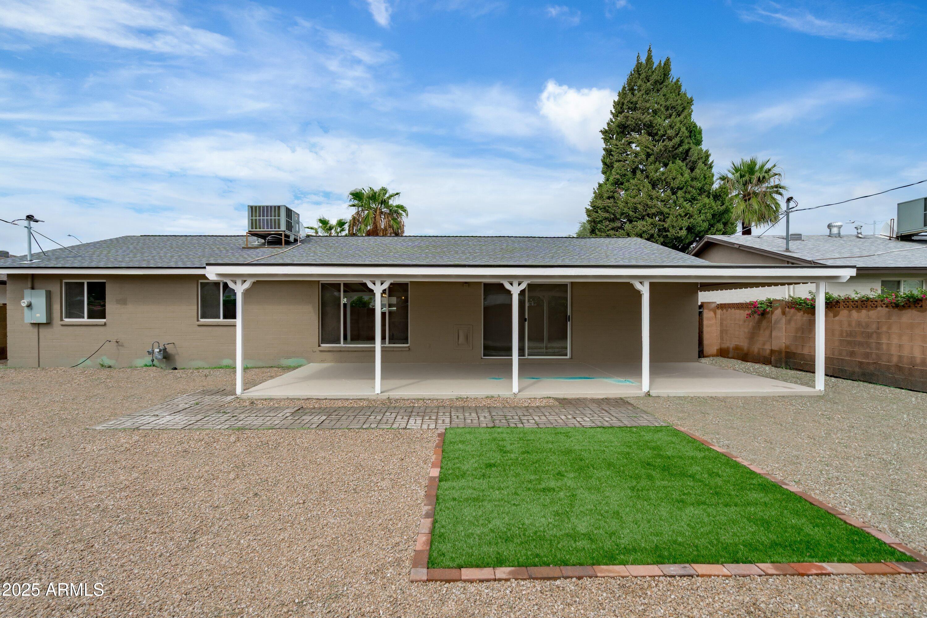 8257 E CYPRESS Street