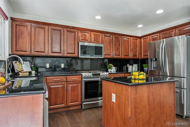 832 Timbervale Trail