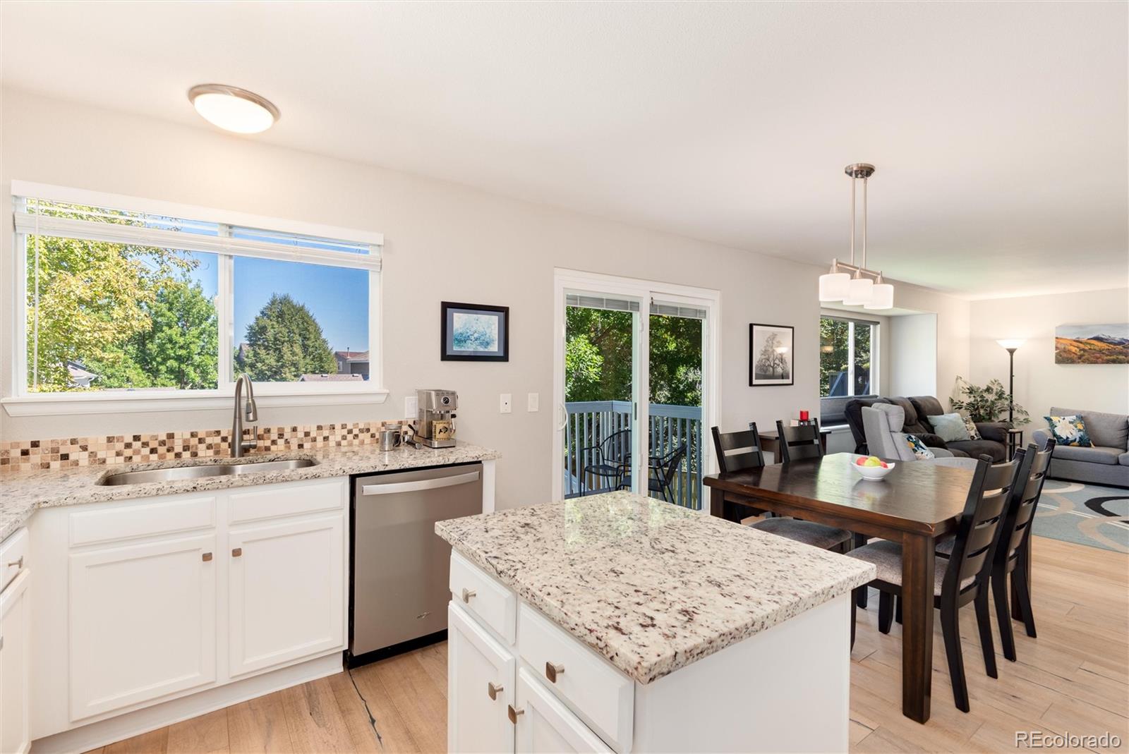 9486 High Cliffe Street