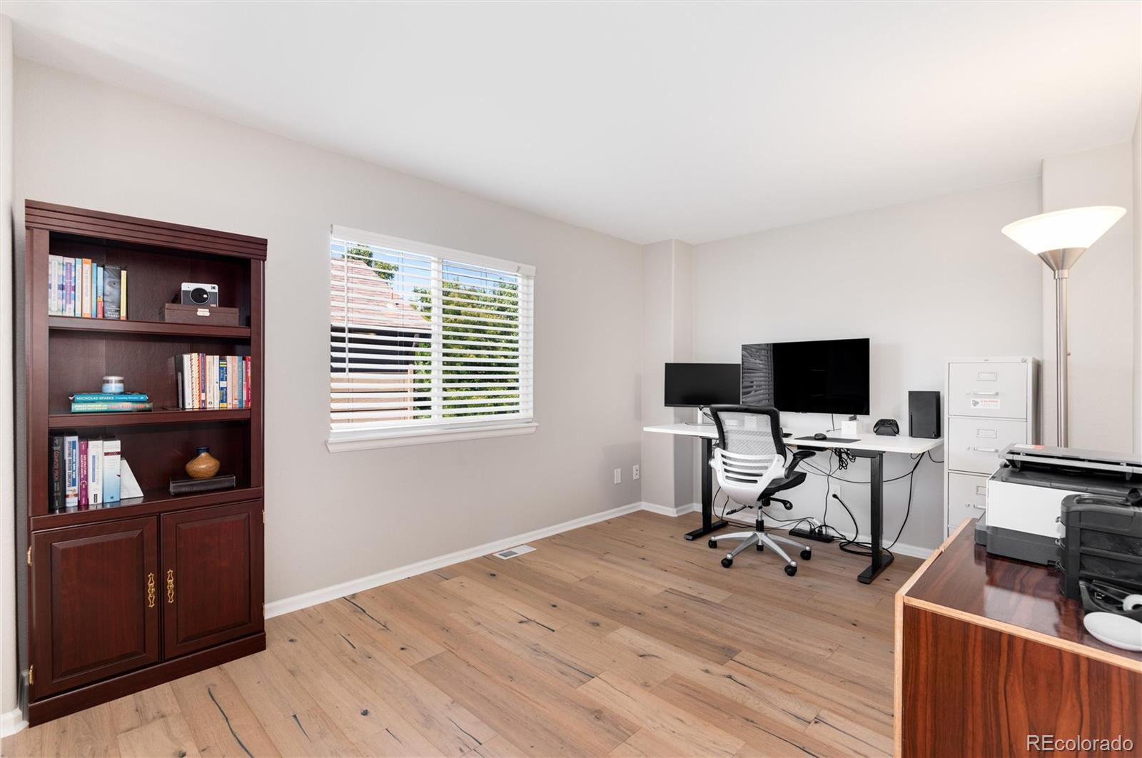 9486 High Cliffe Street