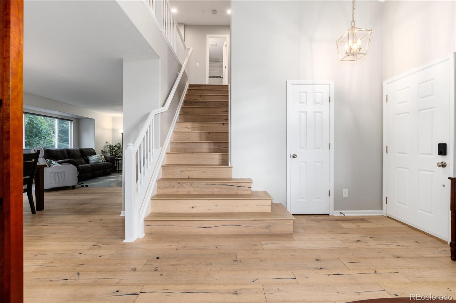 9486 High Cliffe Street