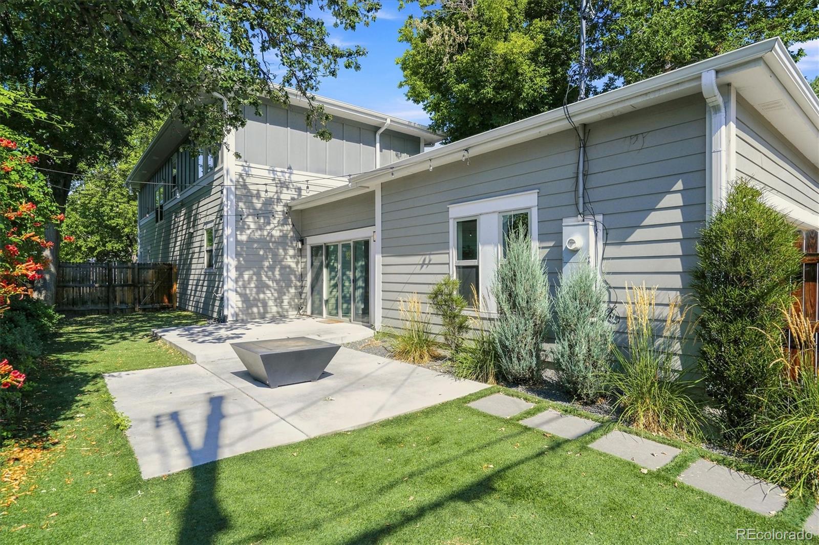 2030 S Humboldt Street