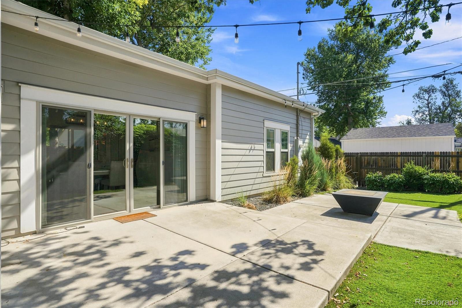 2030 S Humboldt Street