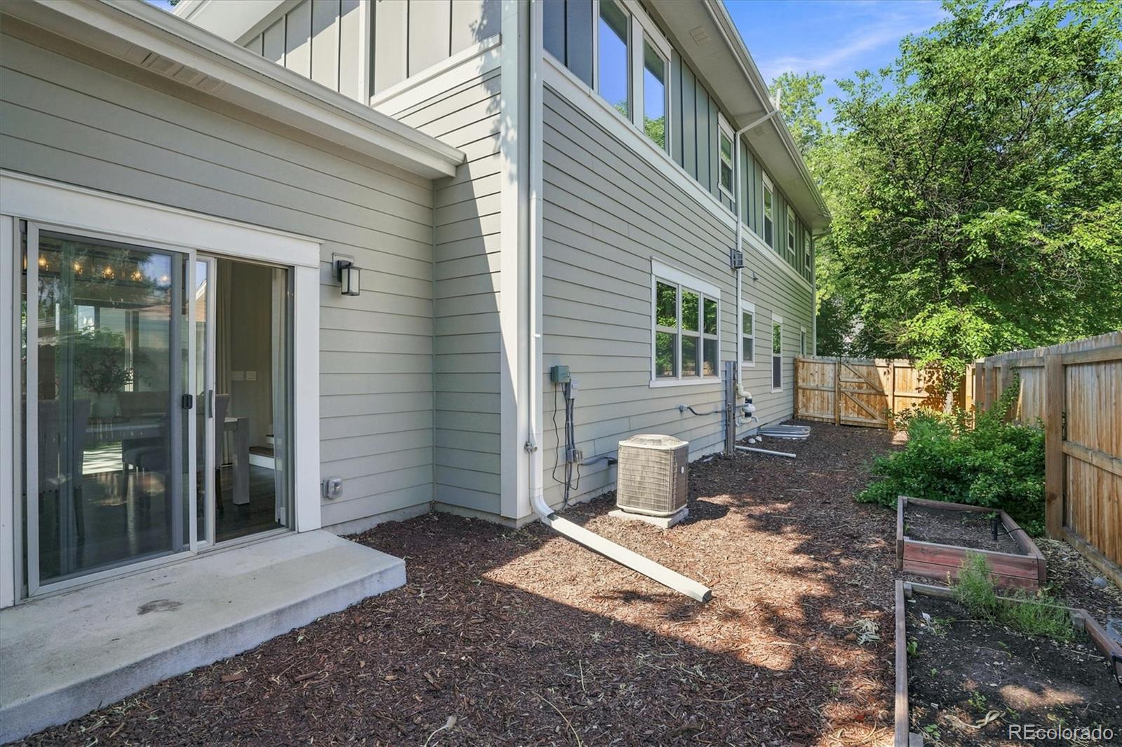2030 S Humboldt Street