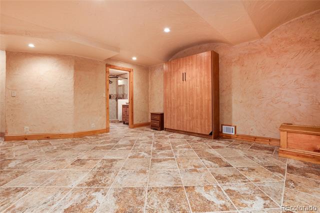9060 Old Tom Morris Circle