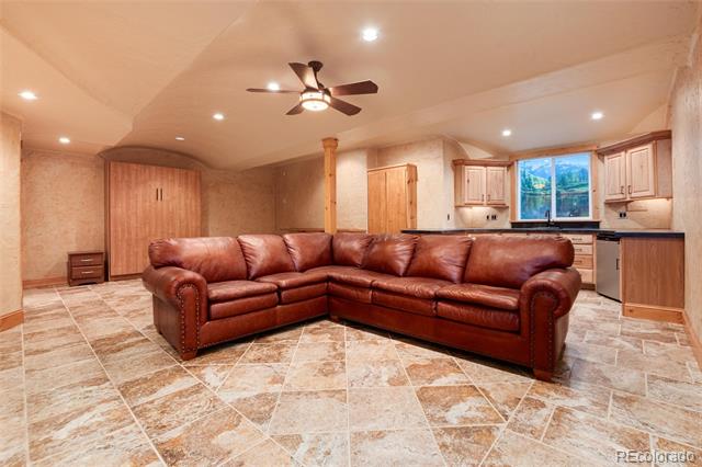 9060 Old Tom Morris Circle