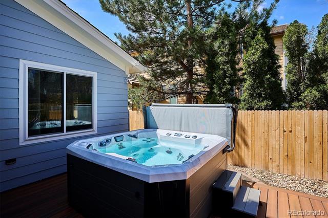 15357 Flowergate Way