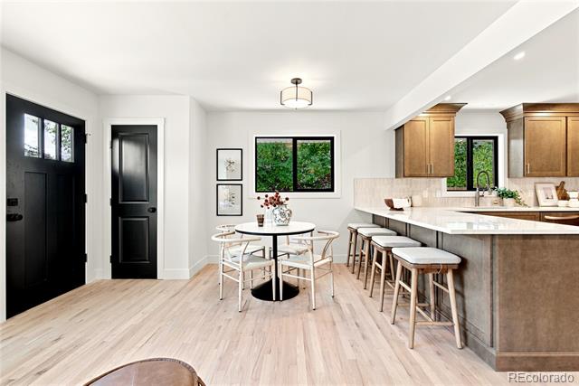 7265 S Lincoln Way