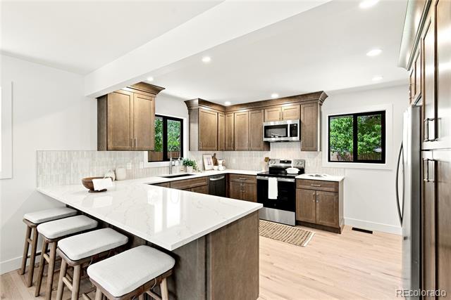 7265 S Lincoln Way