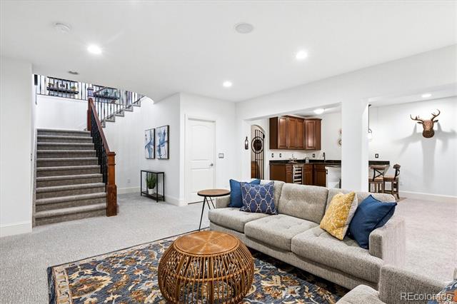 9772 Mirabella Point