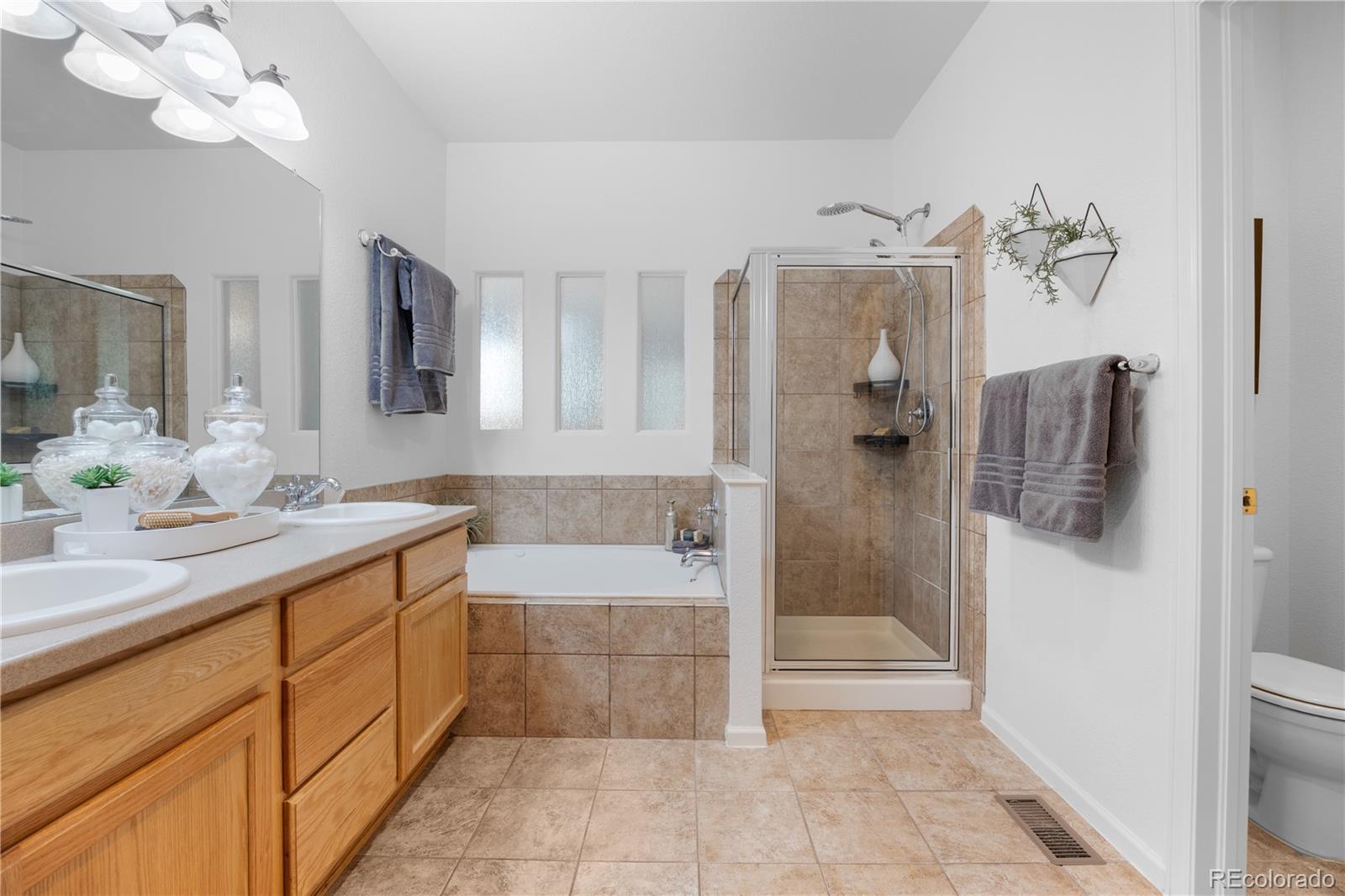 8992 E 24th Place Unit: 101