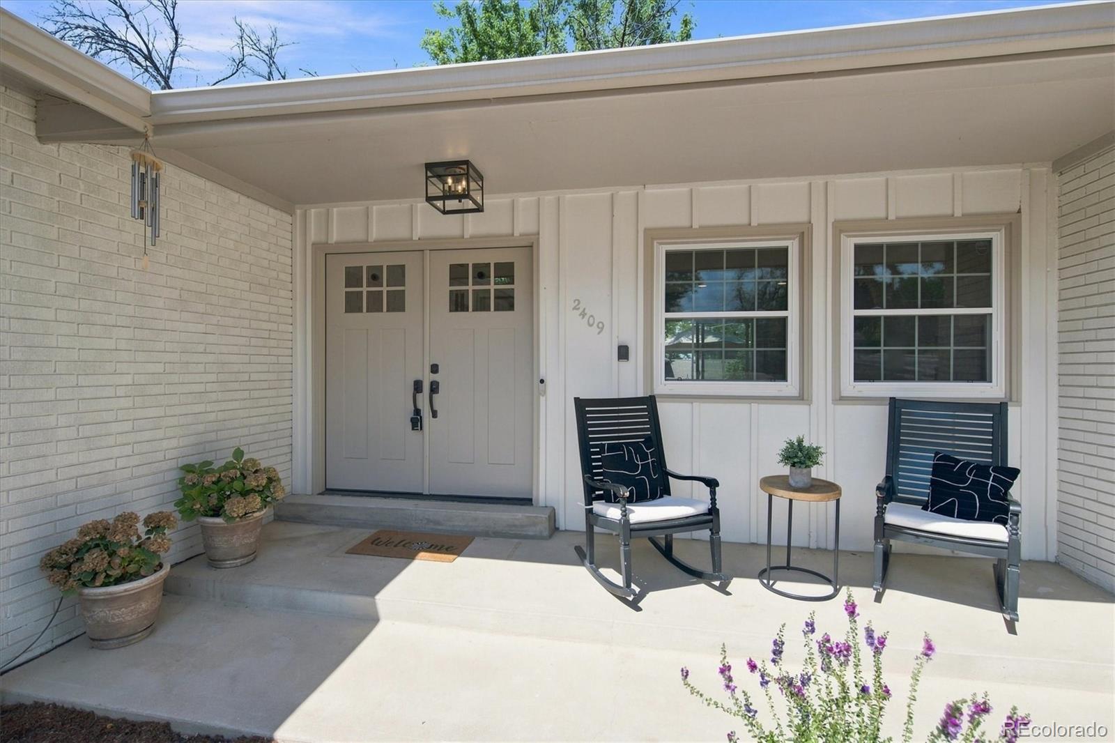 2409 W Quinn Avenue