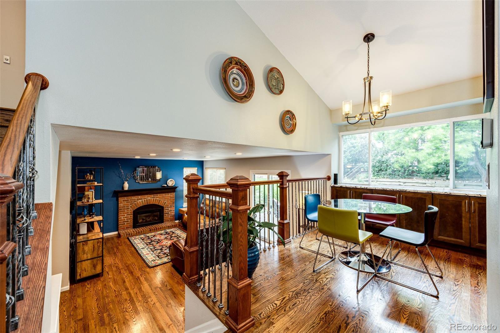 9846 Spring Hill Lane