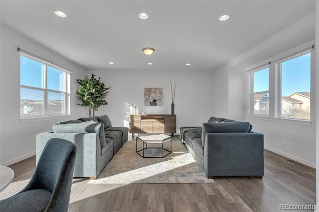 1852 Blue Oak Court