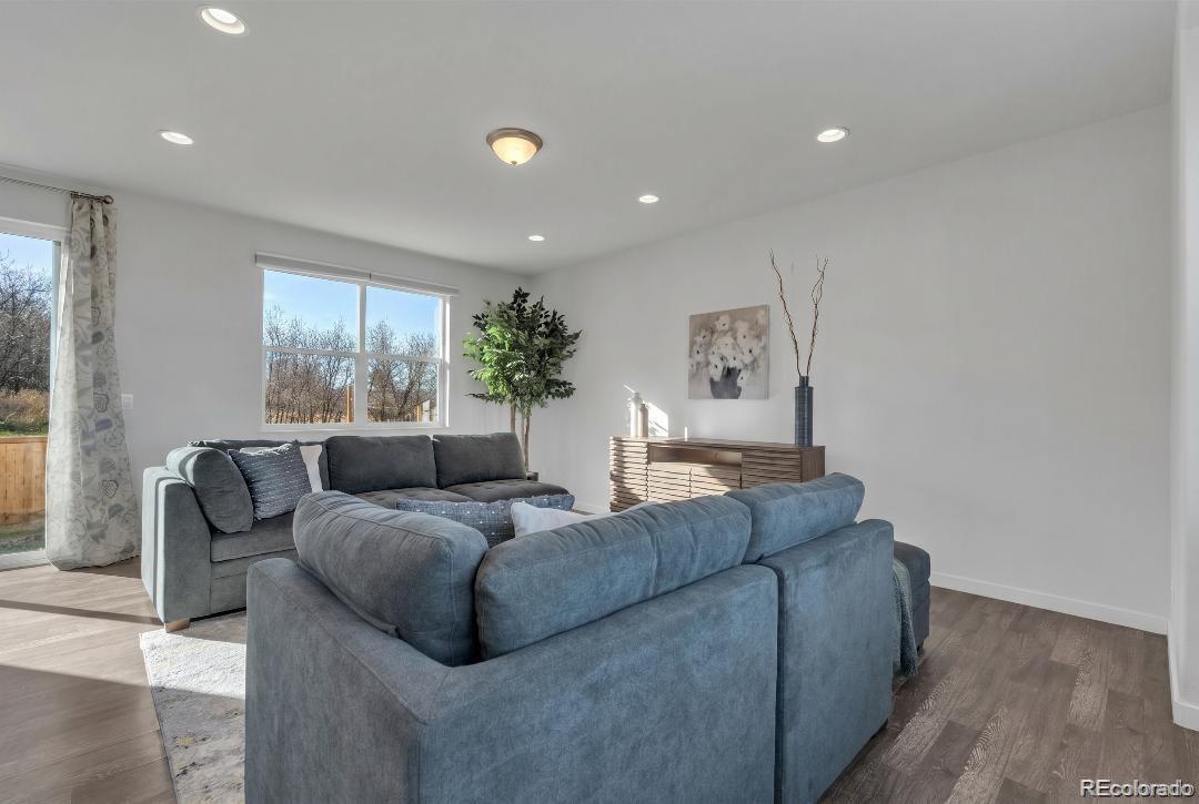 1852 Blue Oak Court
