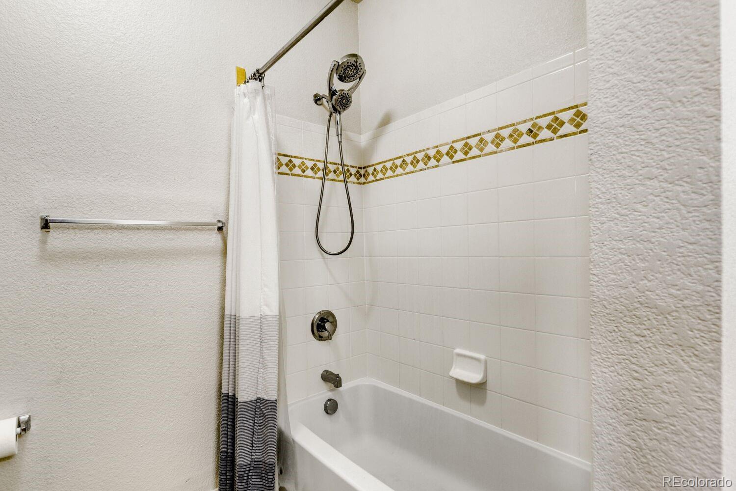 18611 Stroh Road Unit: 5108