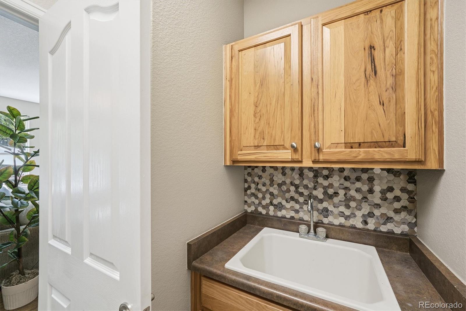 2714 Middlebury Drive