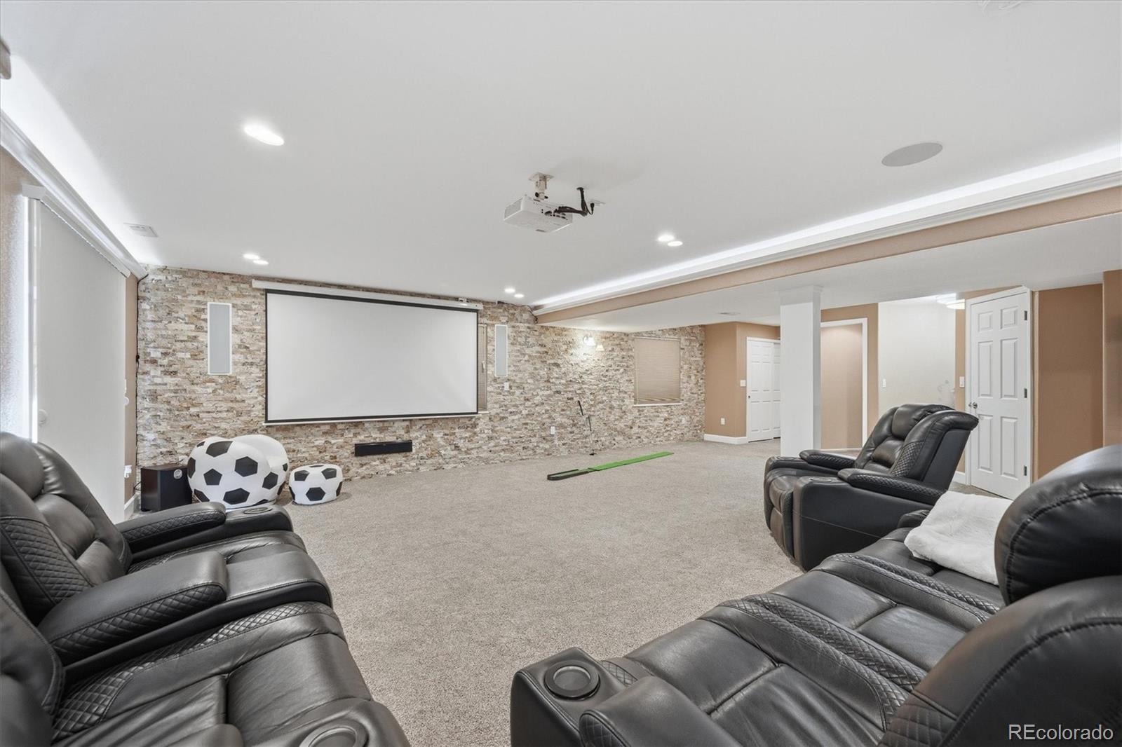 10524 Applebrook Circle