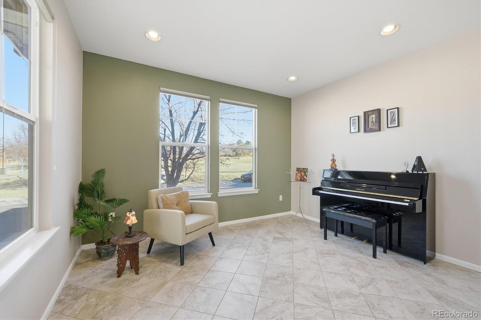 10524 Applebrook Circle