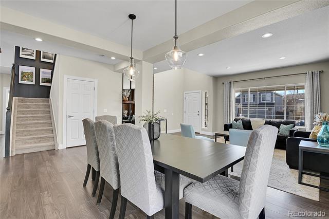 298 Hampstead Avenue
