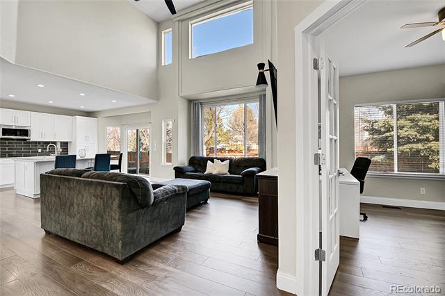 298 Hampstead Avenue