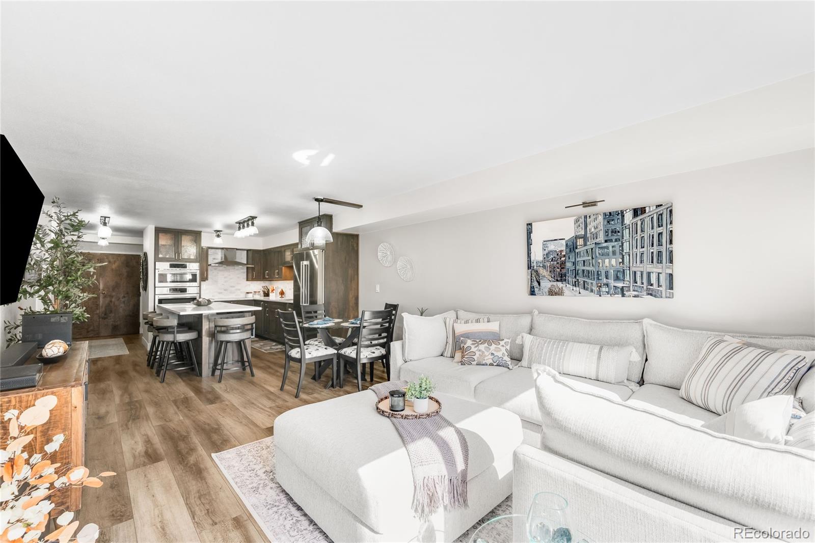 1551 Larimer Street Unit: 1405