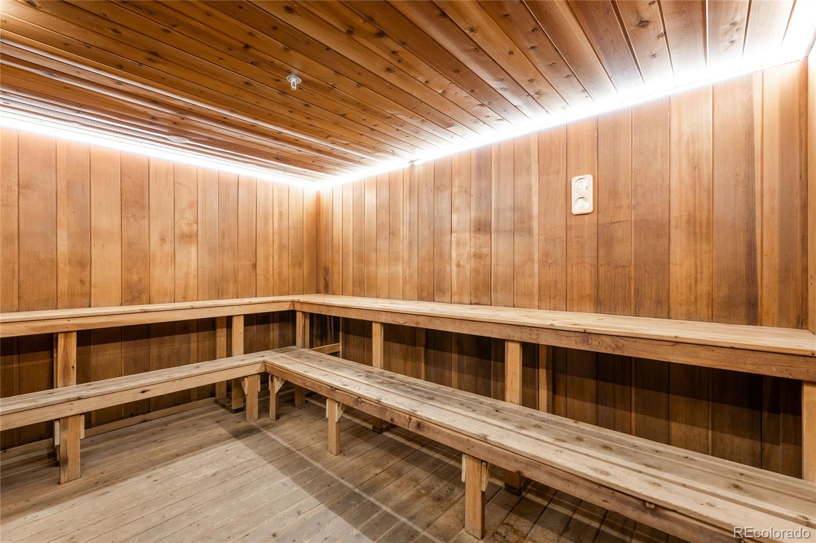 1551 Larimer Street Unit: 1405