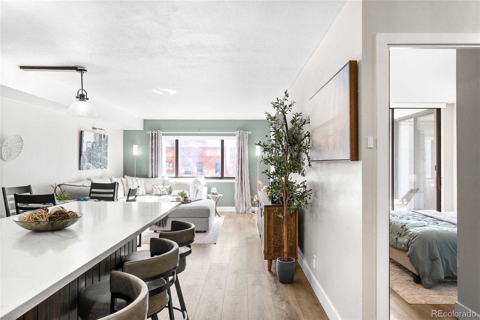 1551 Larimer Street Unit: 1405