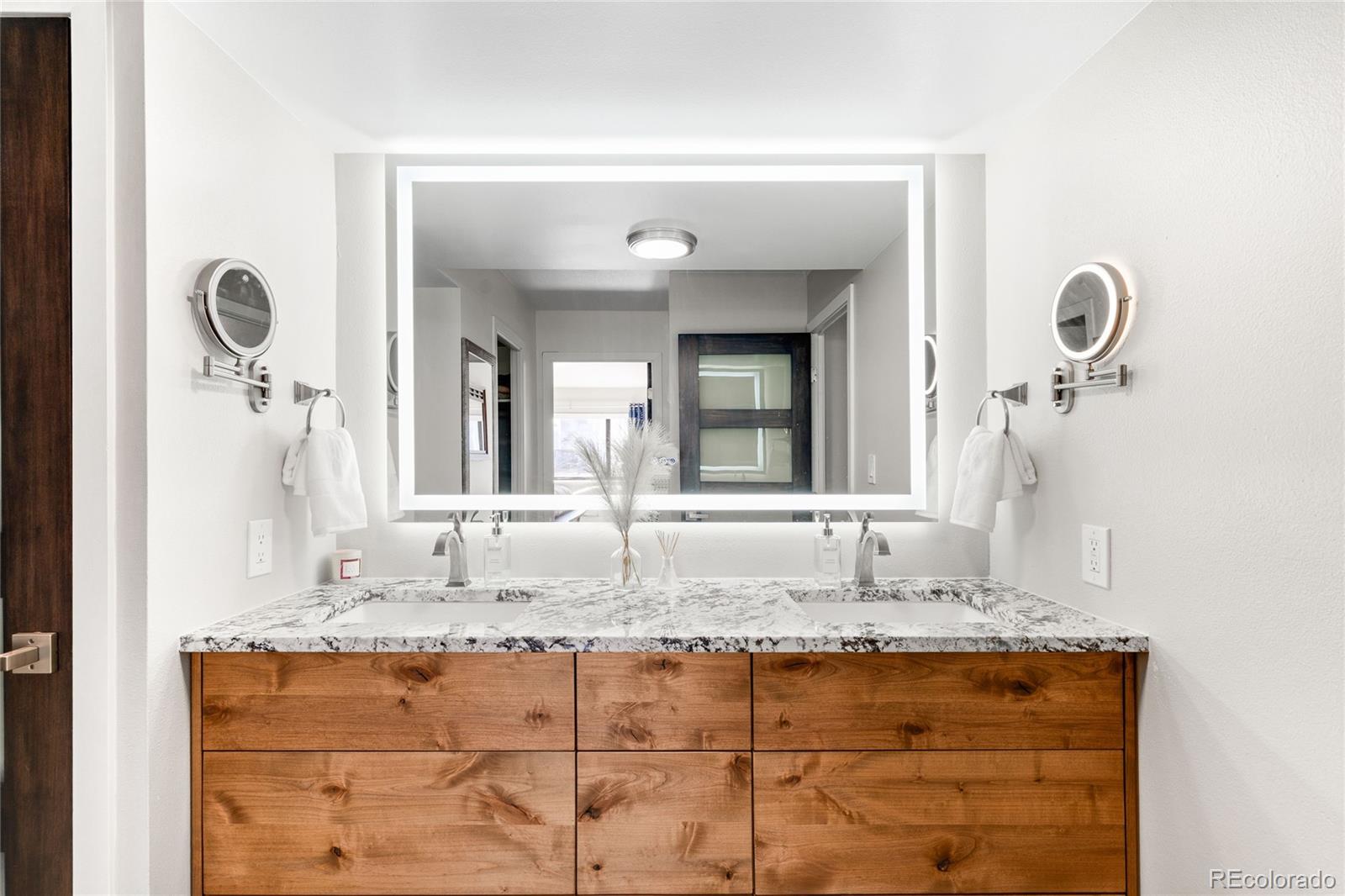 1551 Larimer Street Unit: 1405