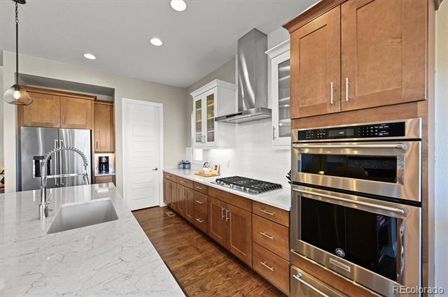 493 Meadowleaf Lane