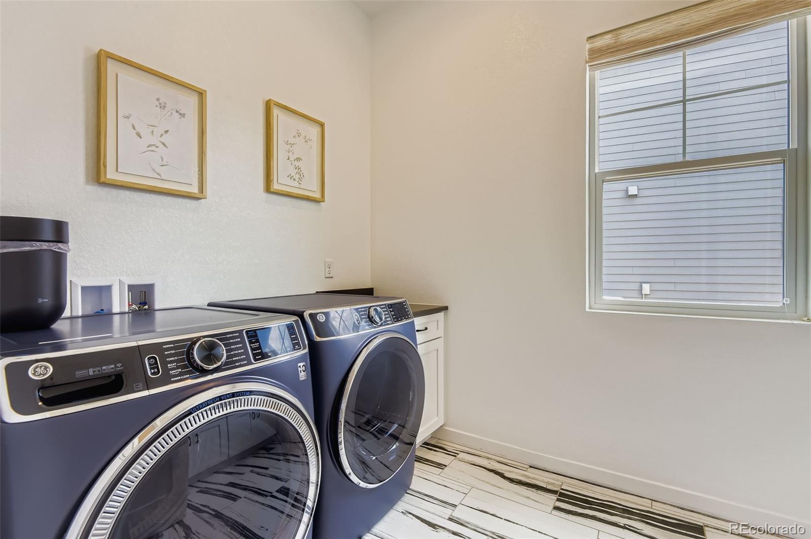 9457 Autumn Moon Avenue